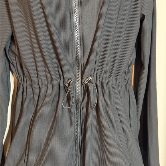 Jacket - Picture 10 of 13